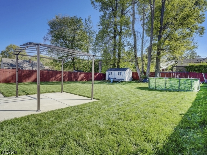 382 Douglas Road Roselle, NJ 07203 - Photo 26 of 30