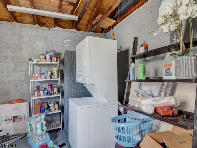 382 Douglas Road Roselle, NJ 07203 - Photo 29 of 30