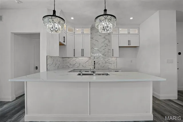 $385,000 | 308 Captains Court, Grafton, IL 62037