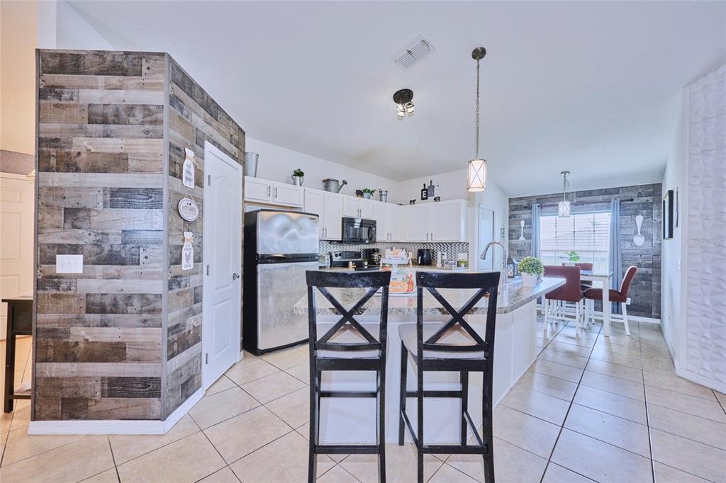 612 Chicago Way Dundee, FL 33838 - Photo 17 of 49