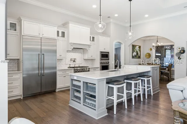 $1,890,000 | 16 Anchor Cove Court, Bluffton, SC 29910