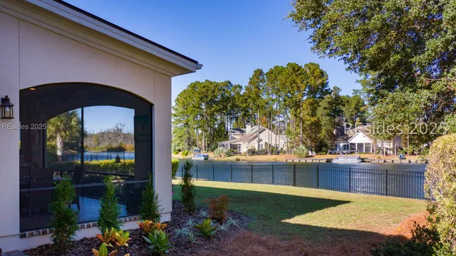 $1,890,000 | 16 Anchor Cove Court, Bluffton, SC 29910