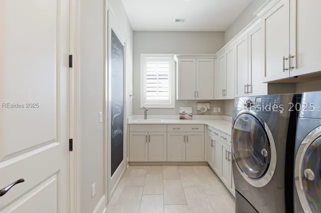 $1,890,000 | 16 Anchor Cove Court, Bluffton, SC 29910