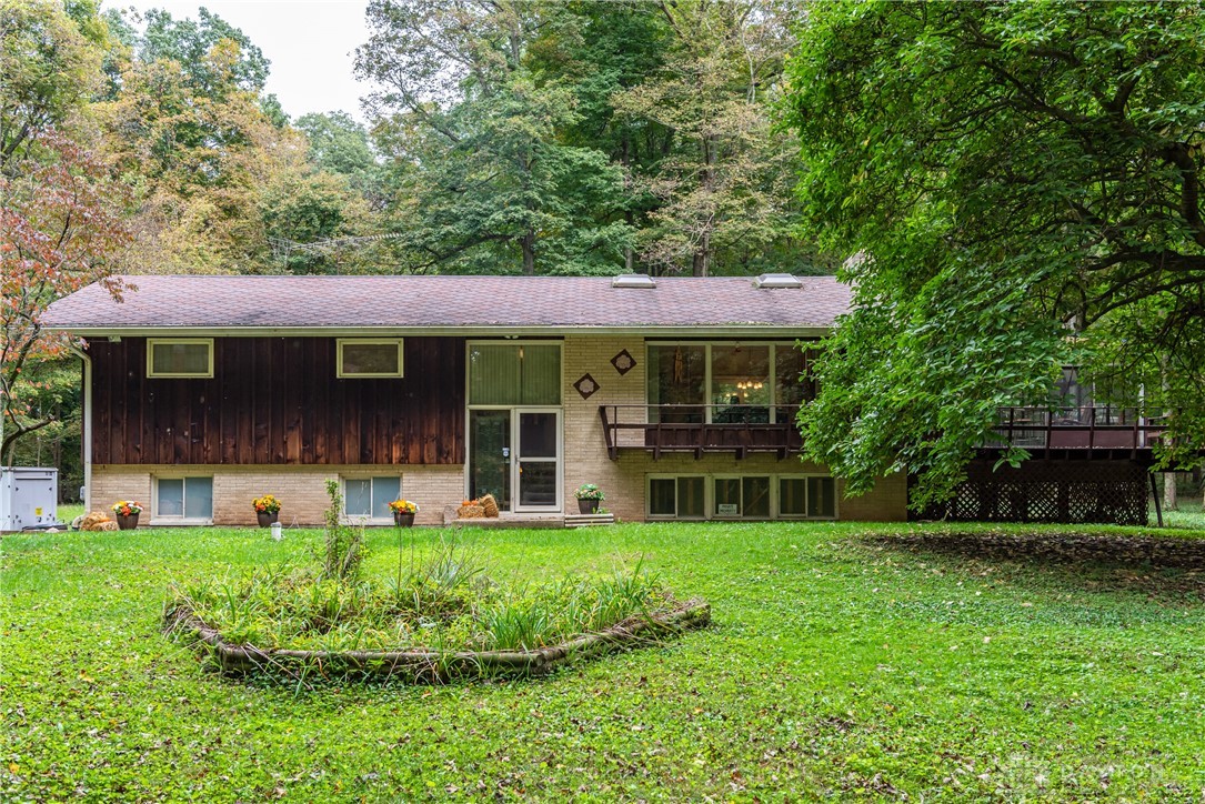 4580 Old Mill Road Springfield, OH 45502 - Photo 4 of 60 Gallery Image 4