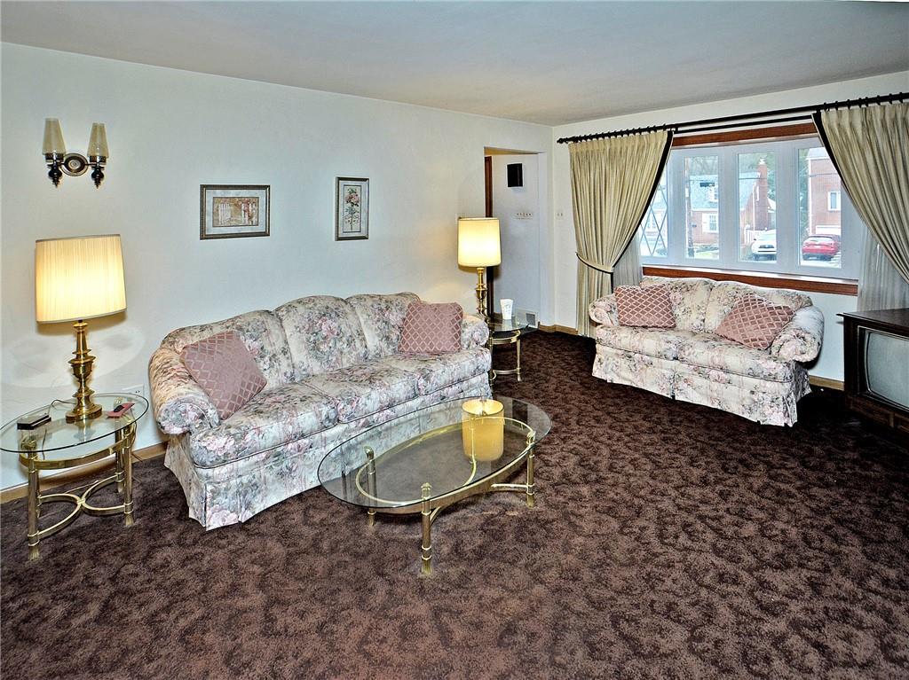 7305 Shannon Road Verona, PA 15147 - Photo 7 of 25 Gallery Image 7