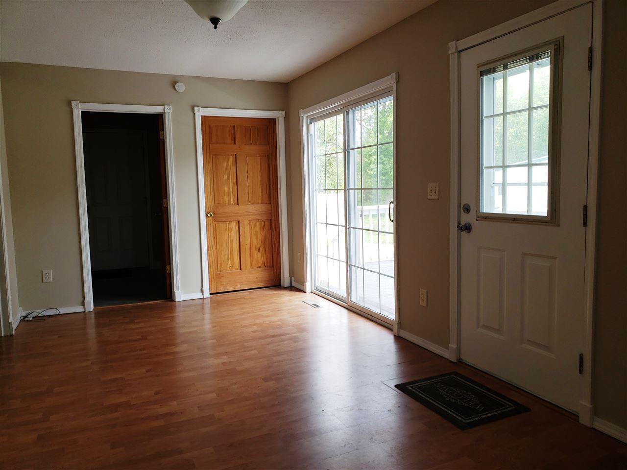 2539 Midland Road Bay City, MI 48706 - Photo 15 of 29 Gallery Image 15