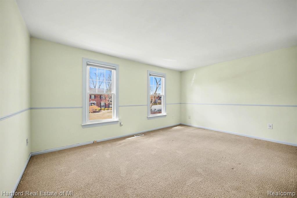 25800 Rutledge Crossing Farmington Hills, MI 48335 - Photo 18 of 27