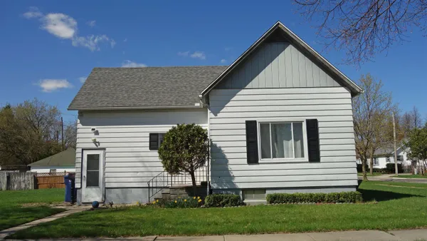 $109,900 | 1013 18th Street, Bay City, MI 48708