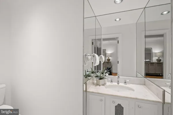 $1,895,000 | 2700 Calvert Street Northwest, Unit 416, Washington, DC 20008
