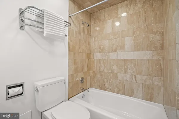 $1,895,000 | 2700 Calvert Street Northwest, Unit 416, Washington, DC 20008