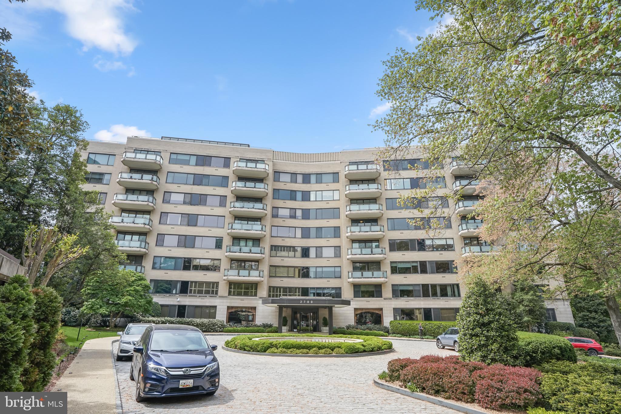 2700 Calvert Street Northwest, Unit 416 Washington, DC 20008 - Photo 31 of 33 a front view of a building with street view