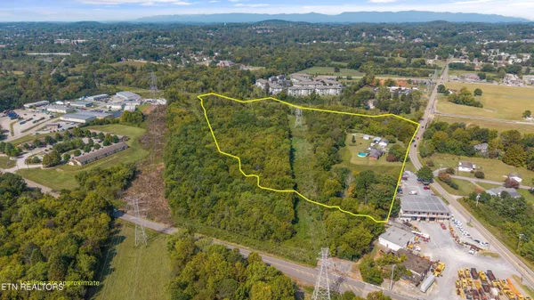 $1,900,000 | 7405 Central Ave Pike, Powell, TN 37849