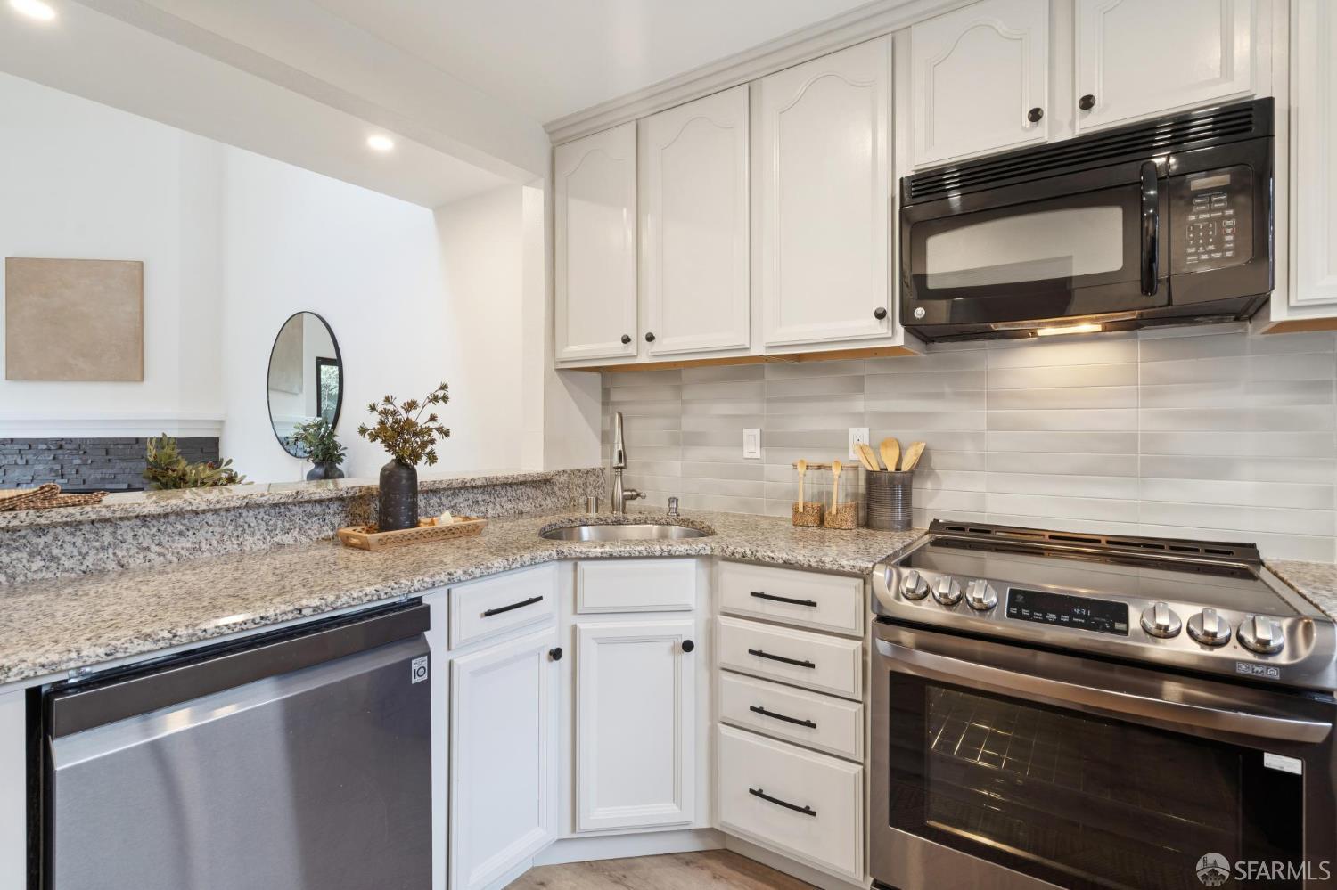 111 North Villa Way Walnut Creek, CA 94595 - Photo 5 of 29