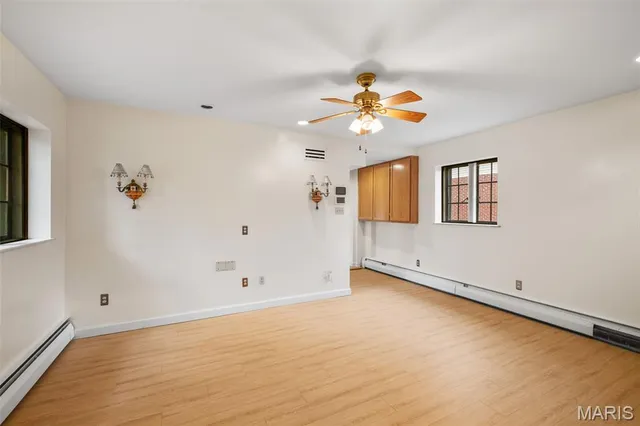 $649,900 | 51 Kings Lynn Street, St. Louis, MO 63132