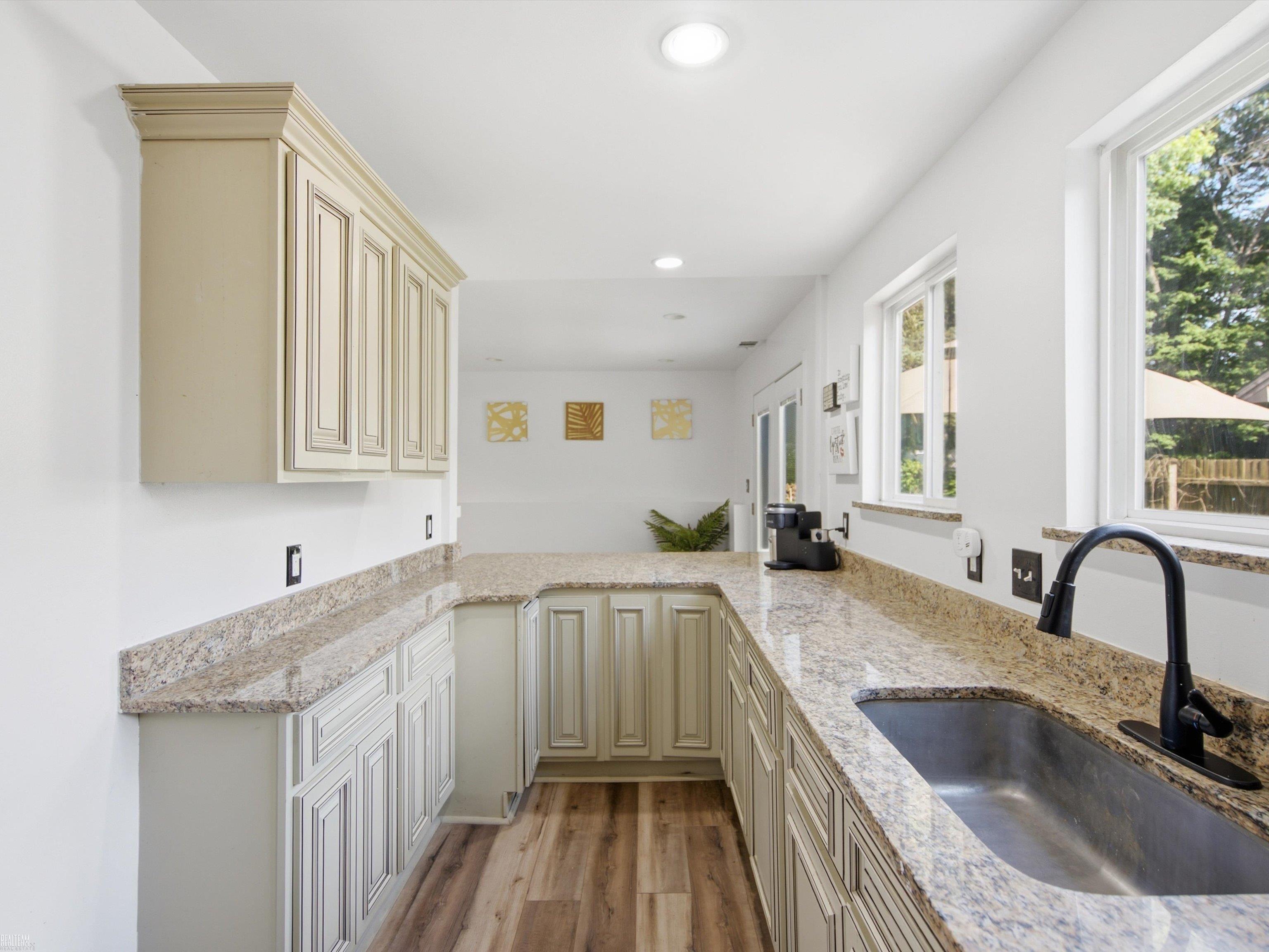 715 North Conklin Road Lake Orion, MI 48362 - Photo 15 of 54 Gallery Image 15