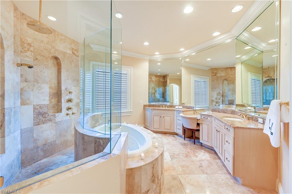 339 Devils Bight Naples, FL 34103 - Photo 9 of 12