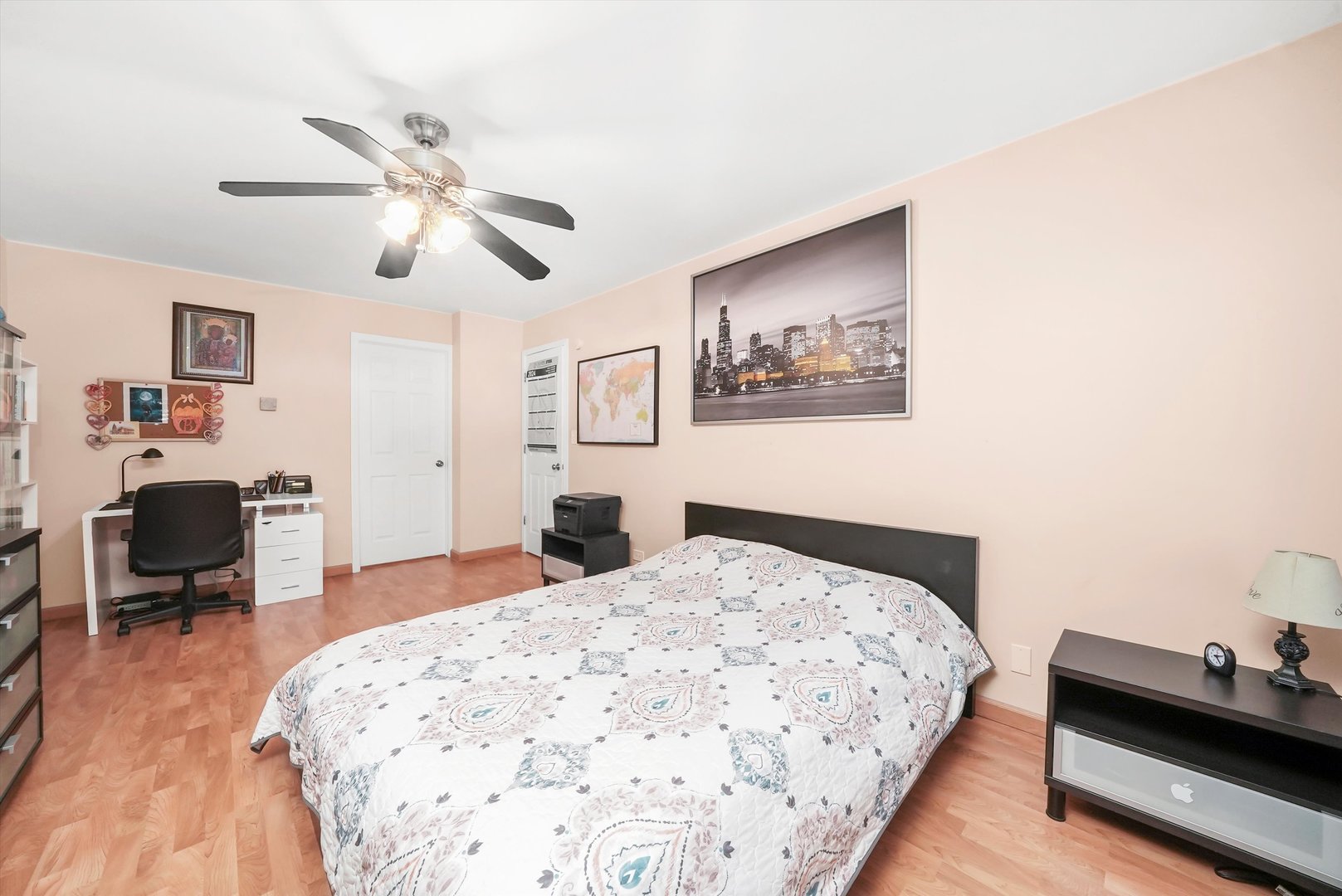500 West Huntington Commons Road, Unit 455 Mount Prospect, IL 60056 - Photo 19 of 22 Gallery Image 19