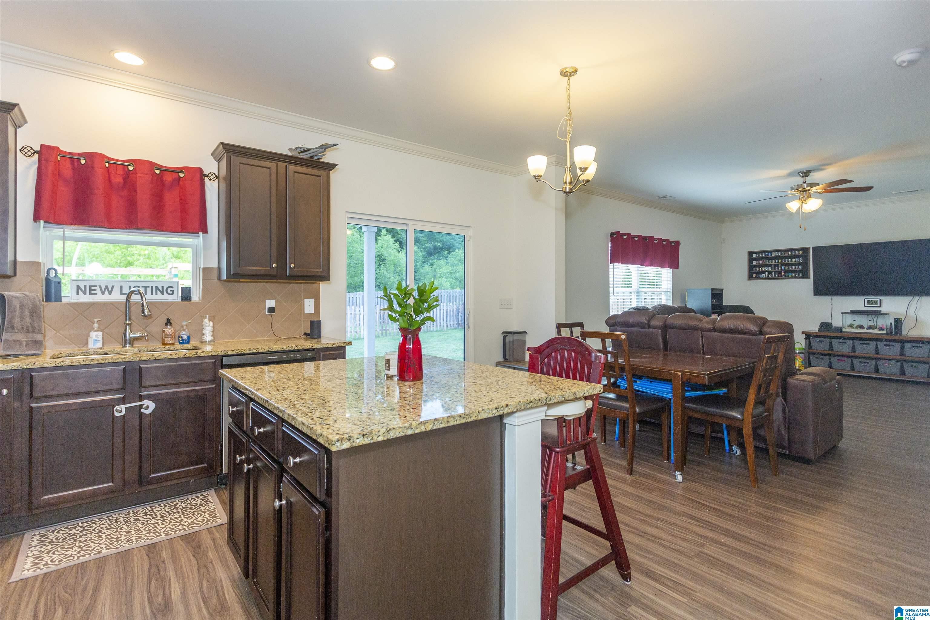 1087 Aronimink Drive Calera, AL 35040 - Photo 15 of 53