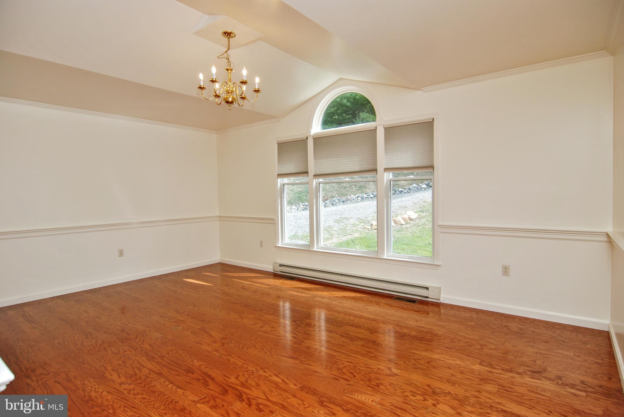 5902 Moser Road Boonsboro, MD 21713 - Photo 4 of 37 The dining room is on the front of the house.