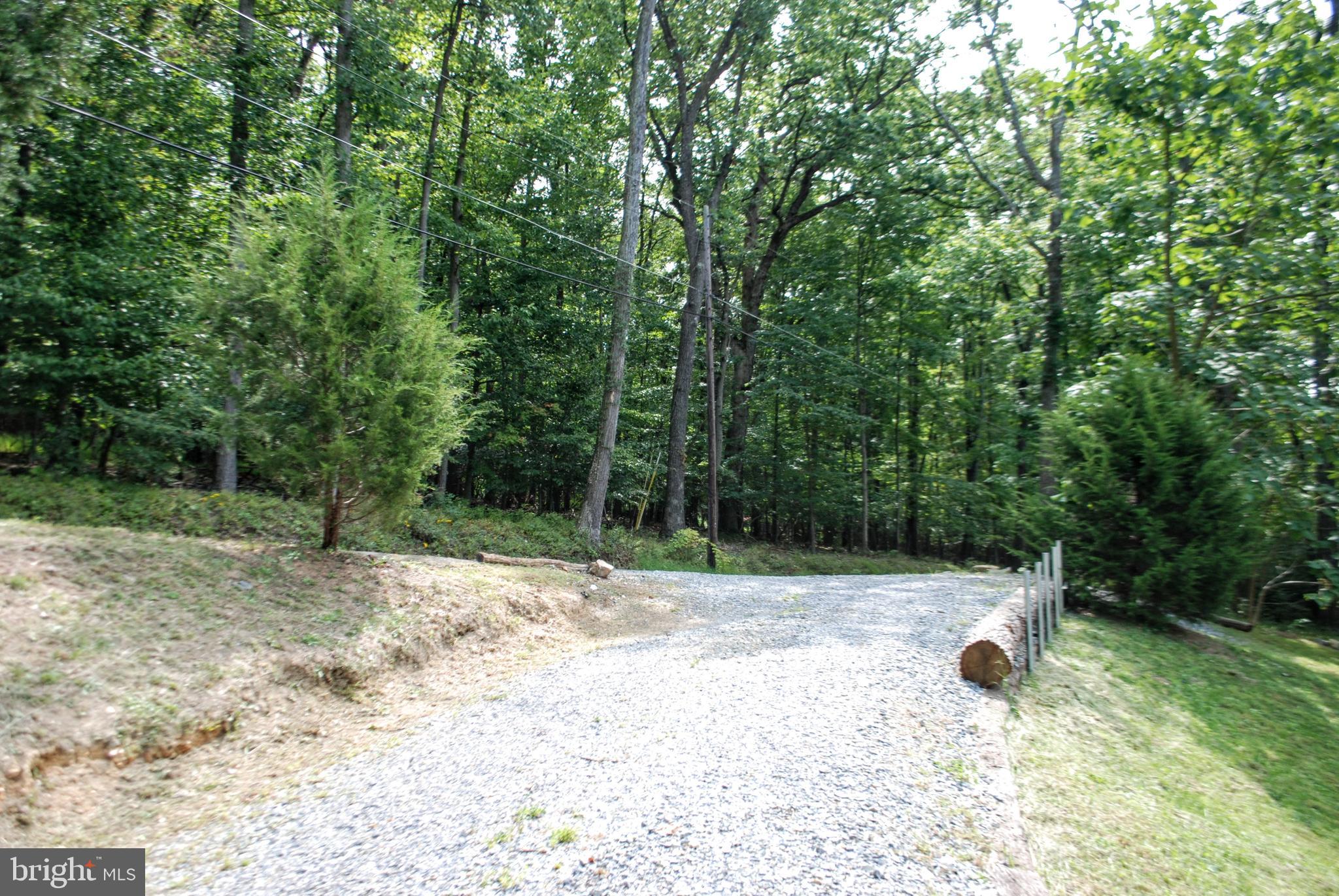 5902 Moser Road Boonsboro, MD 21713 - Photo 34 of 37 For easy entertaining.
