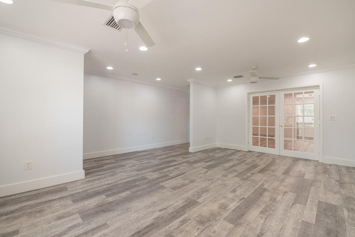 750 Southwest 3rd Street Boca Raton, FL 33486 - Photo 4 of 30 750 SW 3rd Street-42