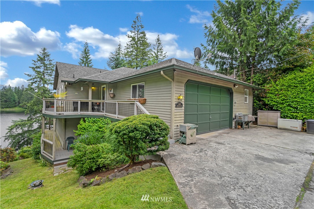 6231 Adams Log Cabin Road Snohomish, WA 98290 - Photo 1 of 32 Gallery Image 1
