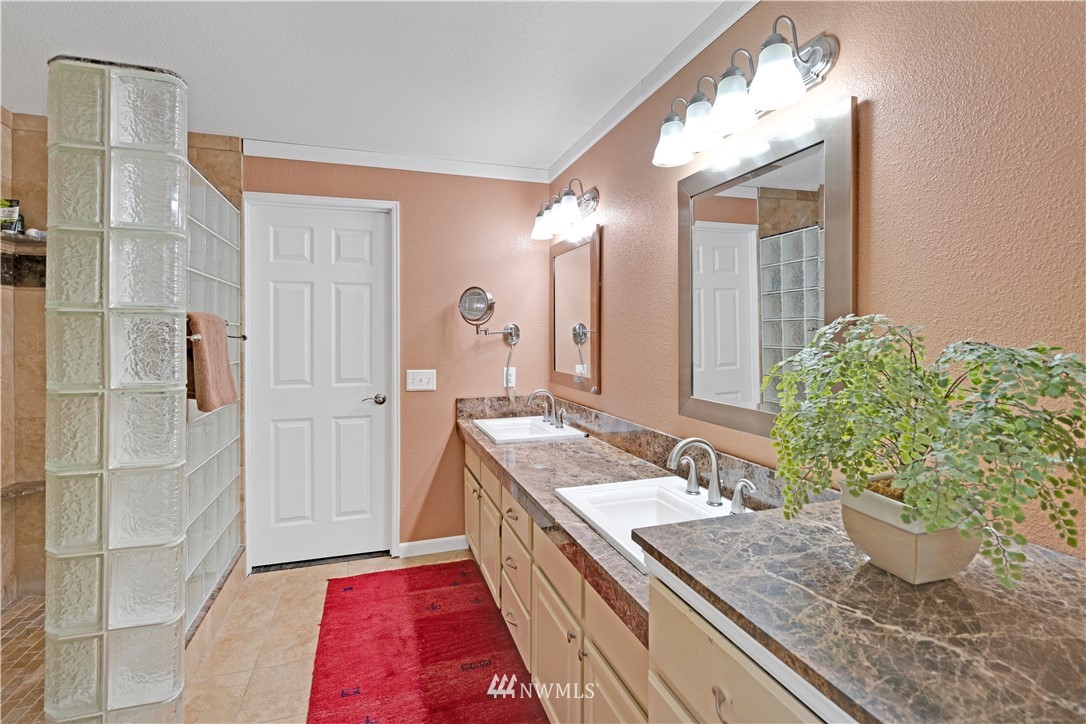 6231 Adams Log Cabin Road Snohomish, WA 98290 - Photo 14 of 32 Gallery Image 14