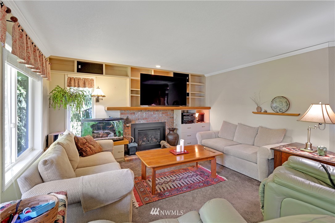 6231 Adams Log Cabin Road Snohomish, WA 98290 - Photo 5 of 32 Gallery Image 5