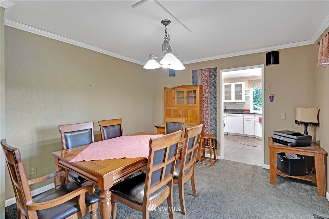 6231 Adams Log Cabin Road Snohomish, WA 98290 - Photo 7 of 32 Gallery Image 7