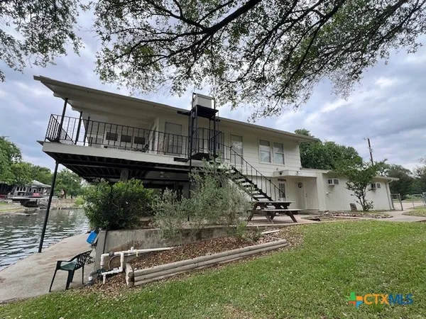 $1,150,000 | 1128 Hill Cir E Drive, Granite Shoals, TX 78654