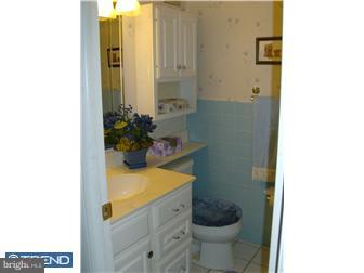 3119 Byberry Road Philadelphia, PA 19154 - Photo 11 of 12 Bathroom