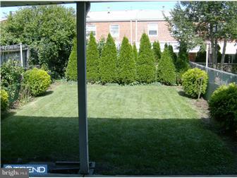 3119 Byberry Road Philadelphia, PA 19154 - Photo 3 of 12 Exterior Back