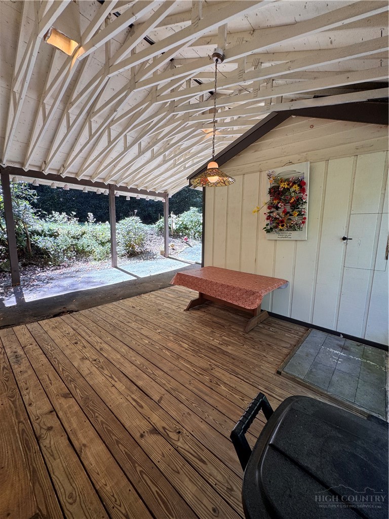 488 Hemlock Loop Newland, NC 28657 - Photo 16 of 30 Gallery Image 16