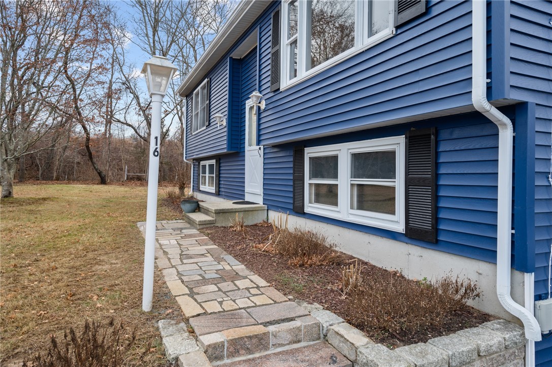 16 Walton Street Westerly, RI 02891 - Photo 2 of 31 Gallery Image 2