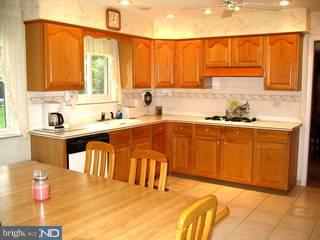12 Regent Road Cherry Hill, NJ 08003 - Photo 2 of 6