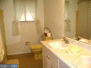 12 Regent Road Cherry Hill, NJ 08003 - Photo 5 of 6