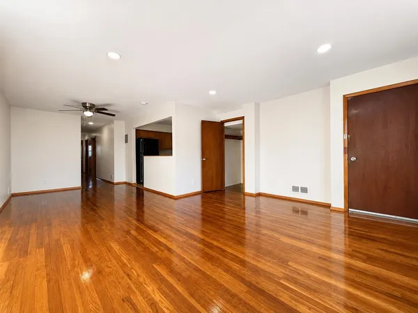 $2,400 | 336 Ave East, Bayonne, NJ 07002