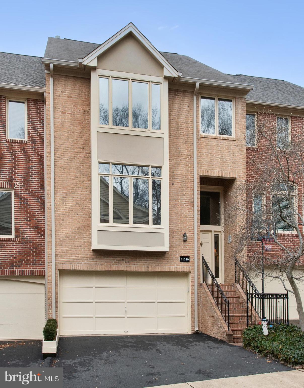 11539 Hemingway Drive Reston, VA 20194 - Photo 1 of 32