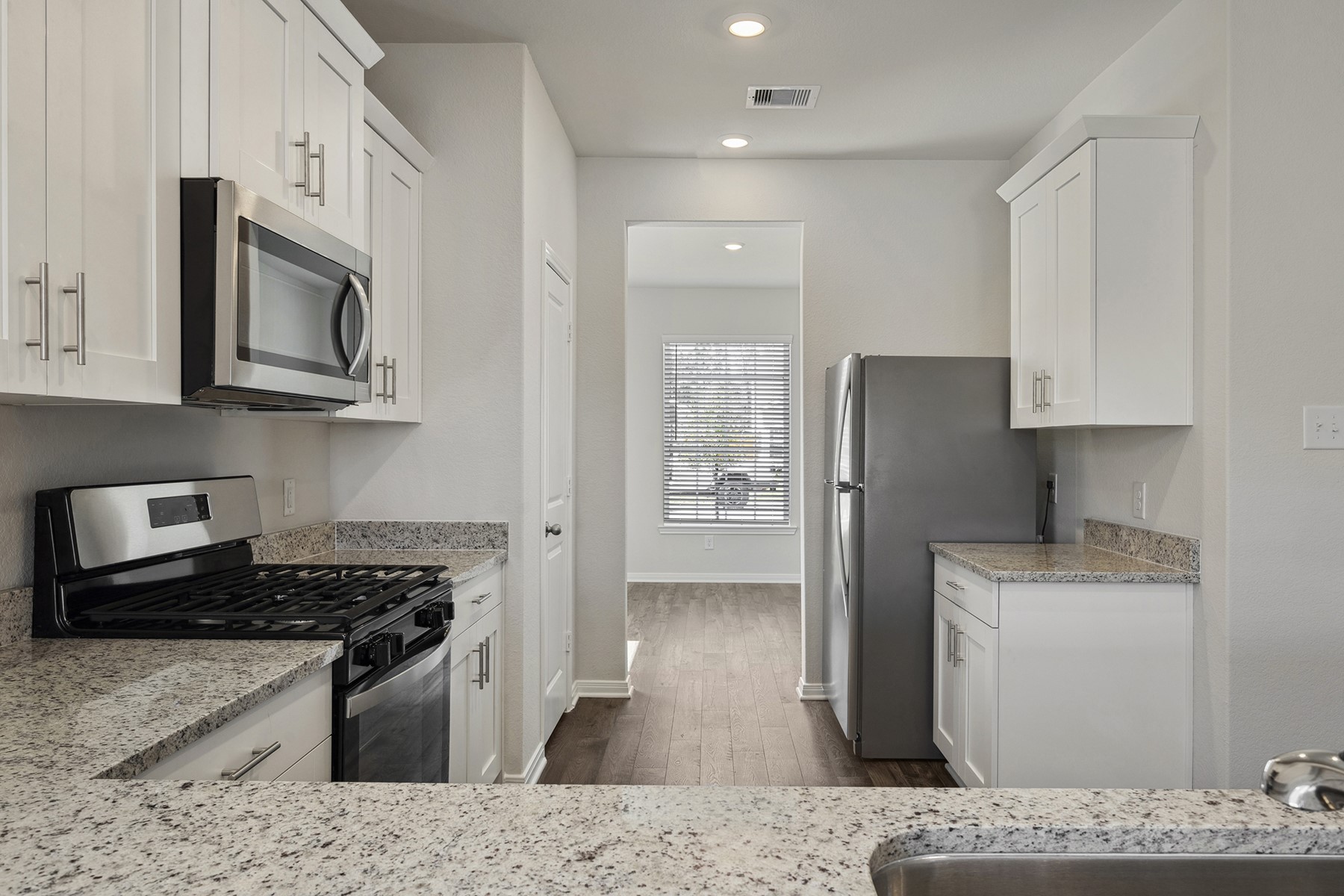 10347 Red Cardinal Drive Cleveland, TX 77328 - Photo 8 of 25