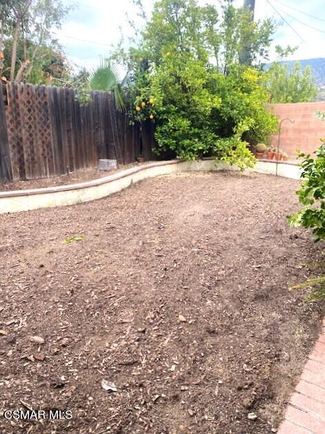 2143 Cheam Avenue Simi Valley, CA 93063 - Photo 23 of 23 IMG_9965
