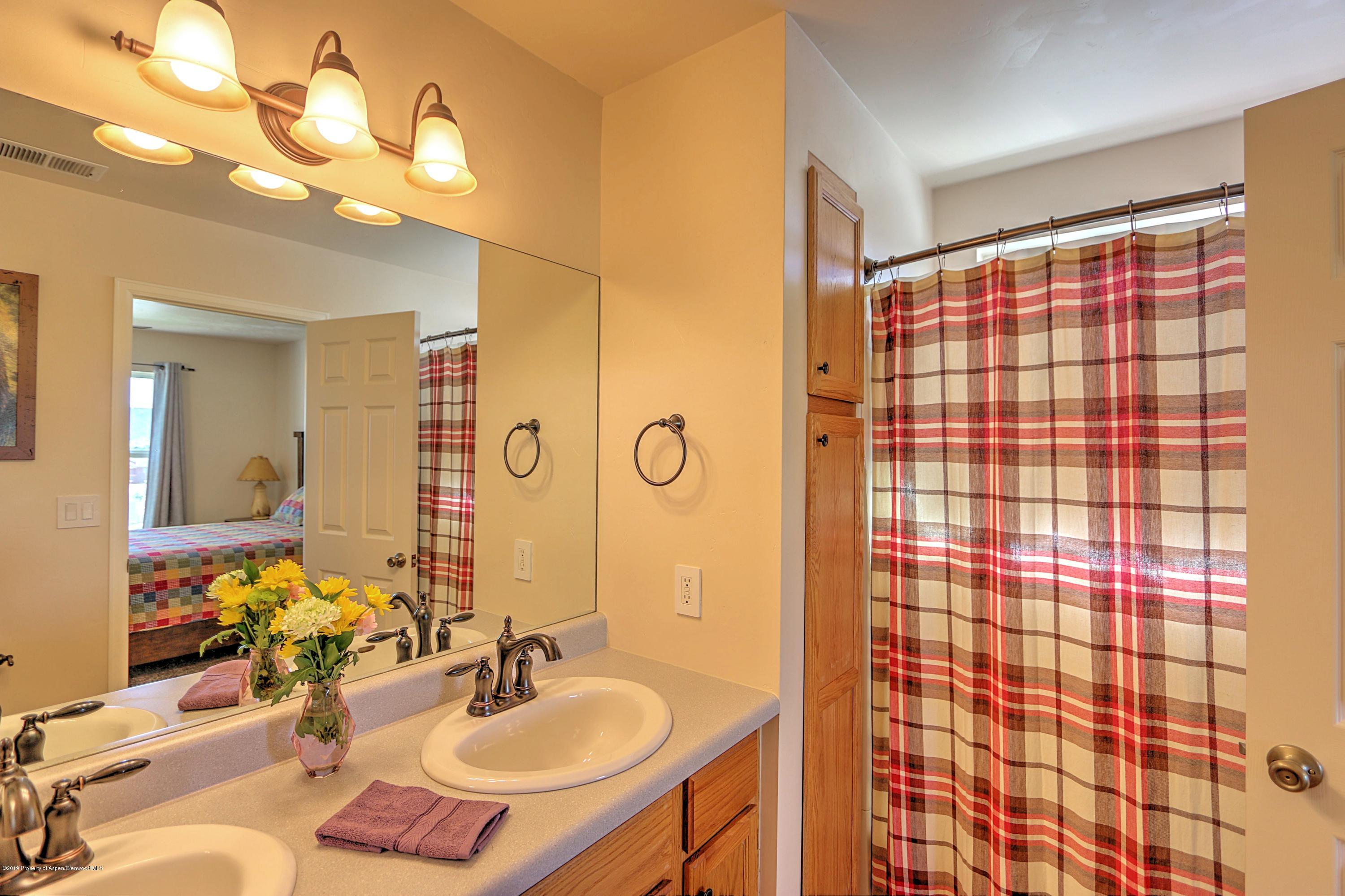 952 West 26th Street Rifle, CO 81650 - Photo 18 of 27 16 master bath