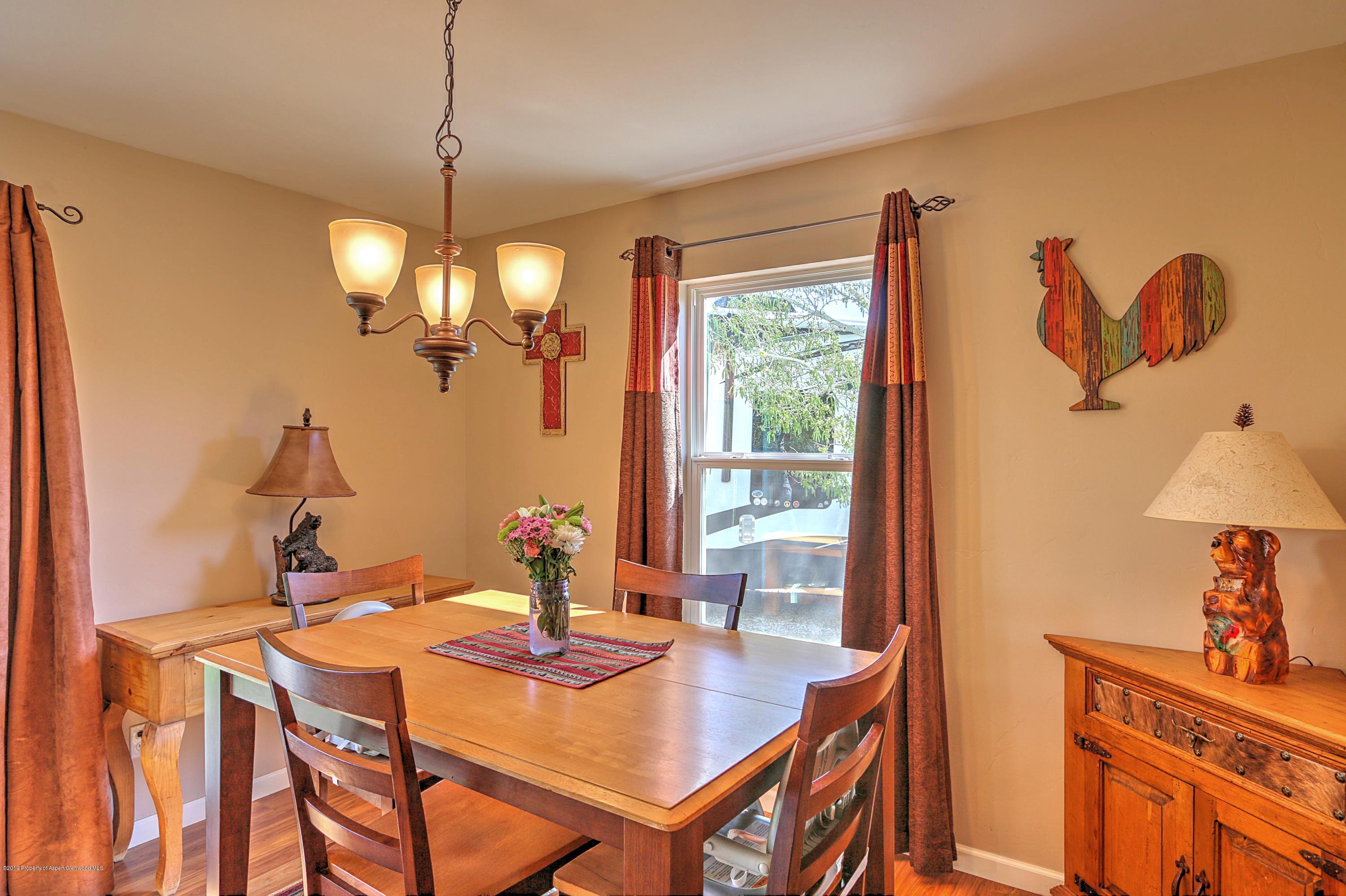 952 West 26th Street Rifle, CO 81650 - Photo 10 of 27 9 dining