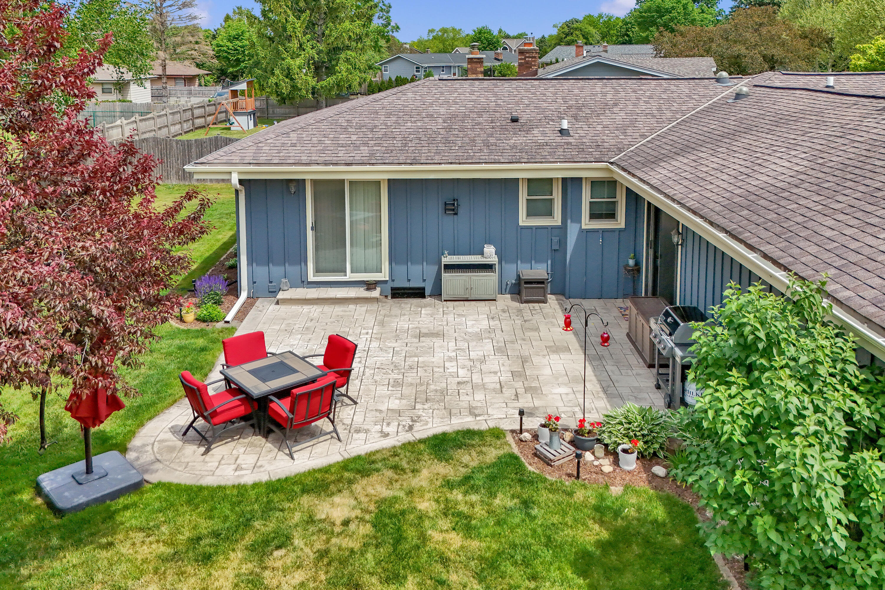 7527 South 73rd Street Franklin, WI 53132 - Photo 23 of 30 Back Patio