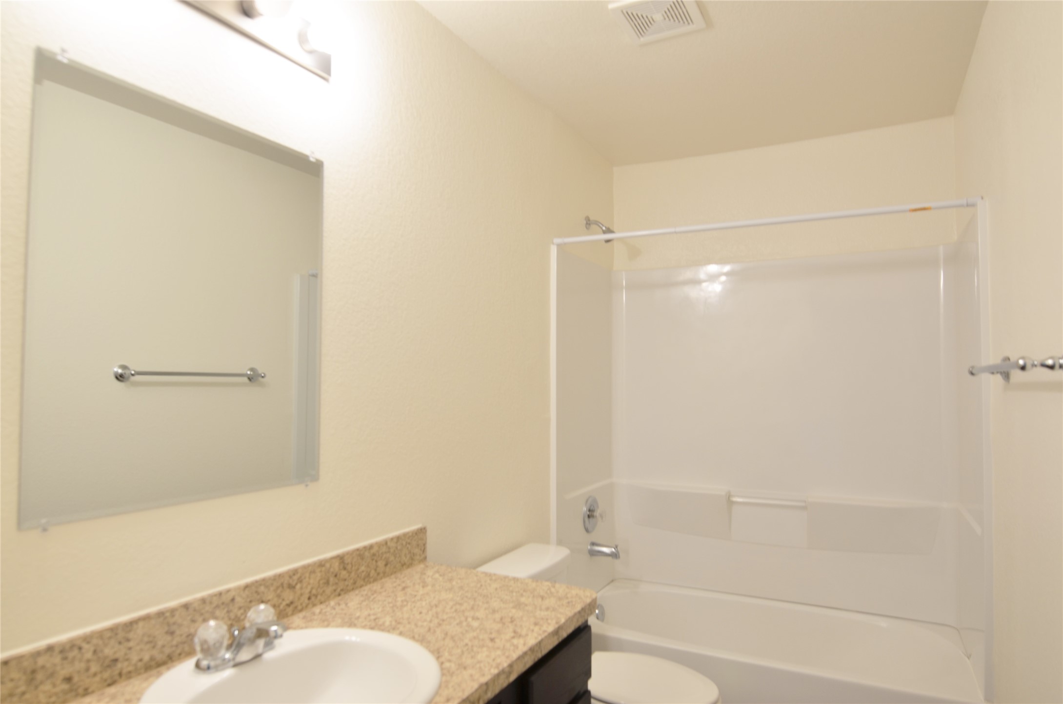 10535 Mills Road, Unit 5C Houston, TX 77070 - Photo 11 of 13