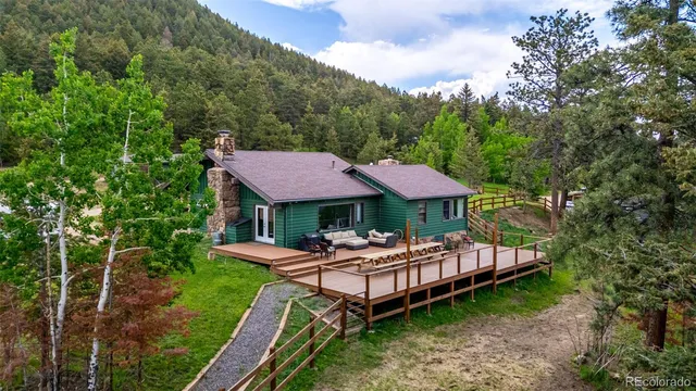 a outdoor view with a sitting space