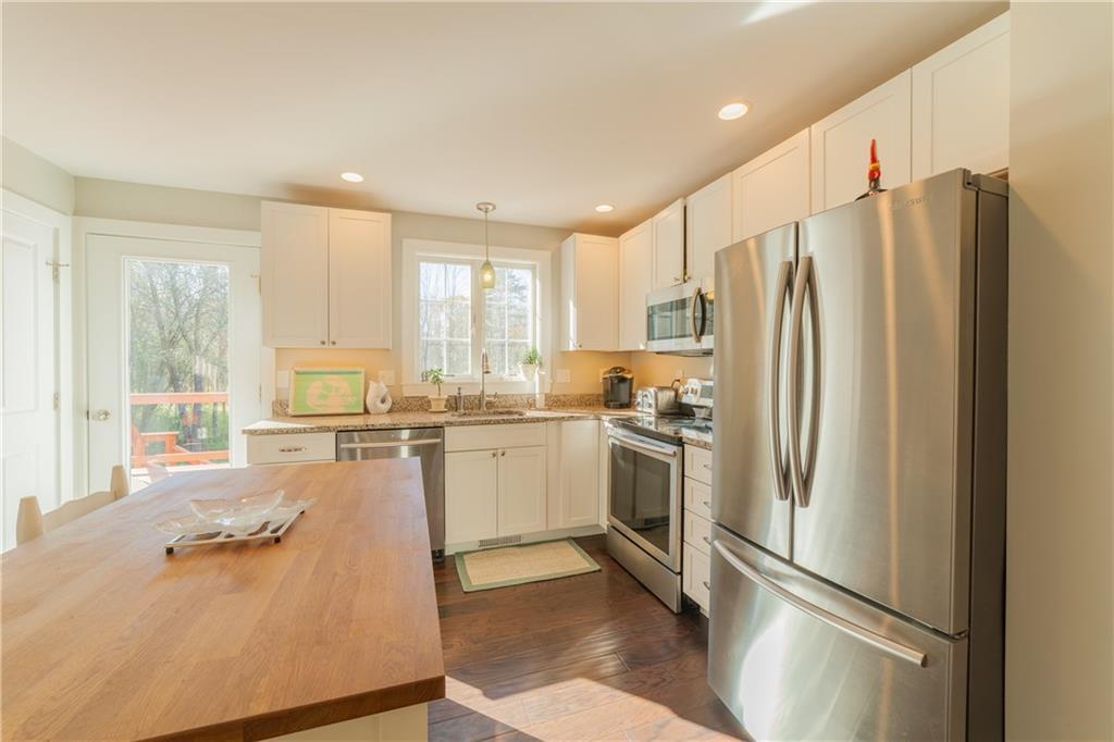 190 River Road Edgecomb, ME 04556 - Photo 11 of 27 Photo