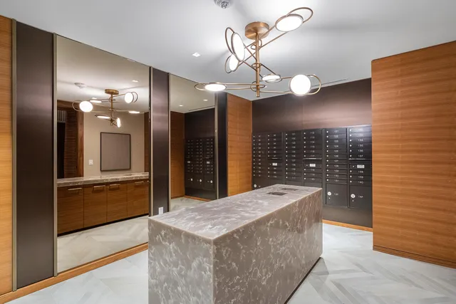 $25,000 | 200 Southeast Mizner Boulevard, Unit 104, Boca Raton, FL 33432