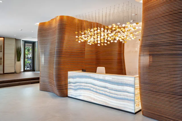 $25,000 | 200 Southeast Mizner Boulevard, Unit 104, Boca Raton, FL 33432