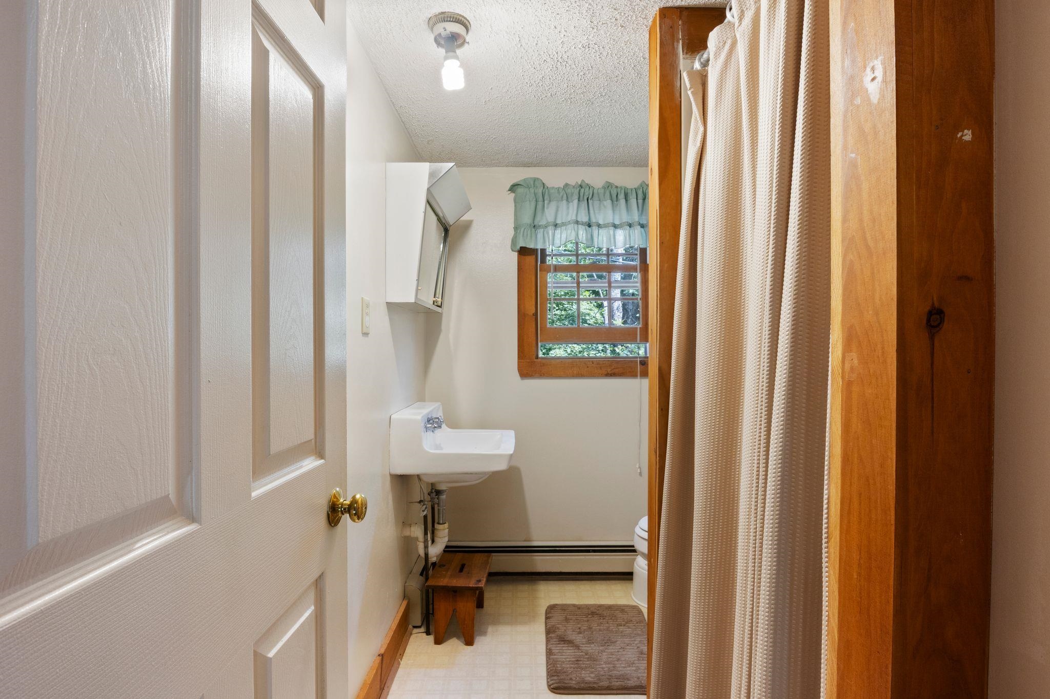 126 Davis Road Wakefield, NH 03872 - Photo 47 of 60