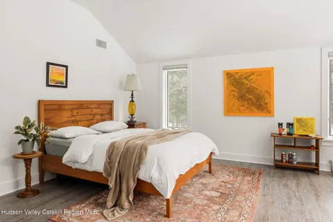 $889,000 | 52 Meher Circle, Woodstock, NY 12498